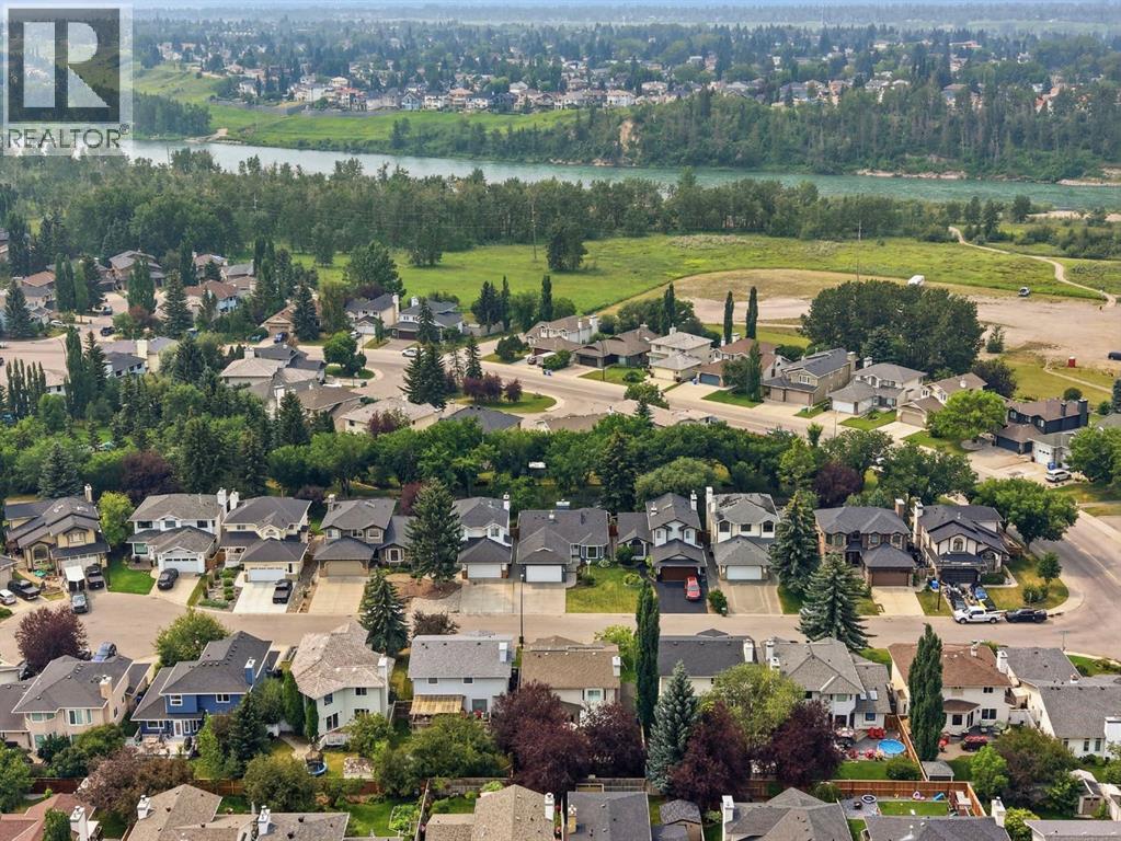 420 Douglasbank Court SE, Calgary, Alberta  T2Z 1X1 - Photo 48 - A2331898