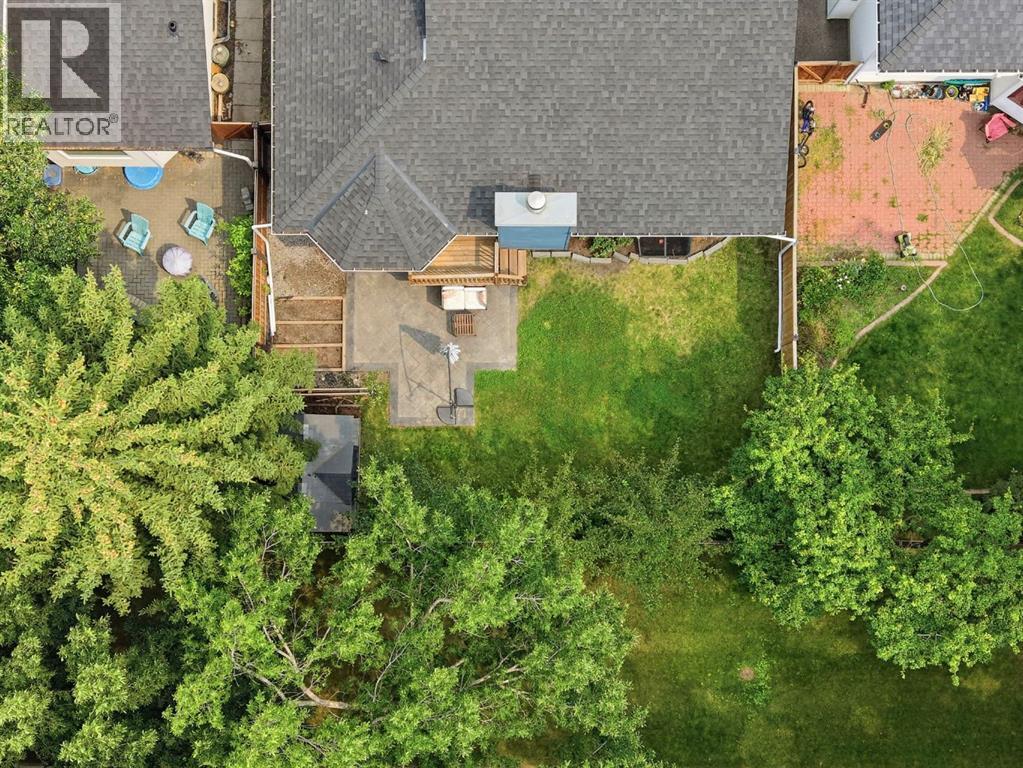 420 Douglasbank Court SE, Calgary, Alberta  T2Z 1X1 - Photo 45 - A2331898