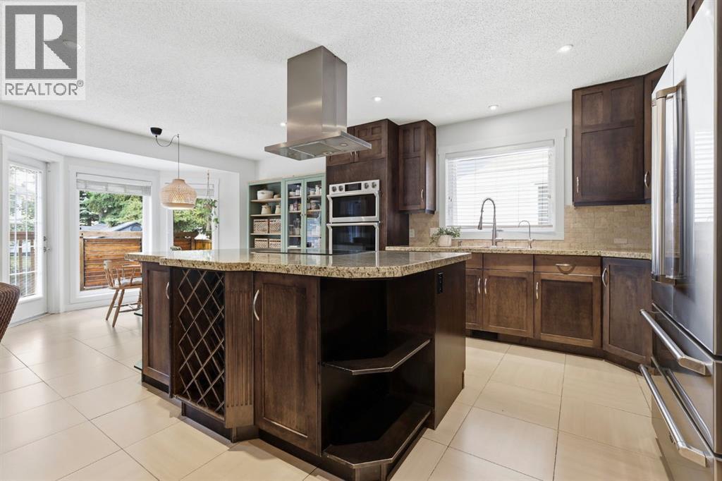 420 Douglasbank Court SE, Calgary, Alberta  T2Z 1X1 - Photo 13 - A2331898
