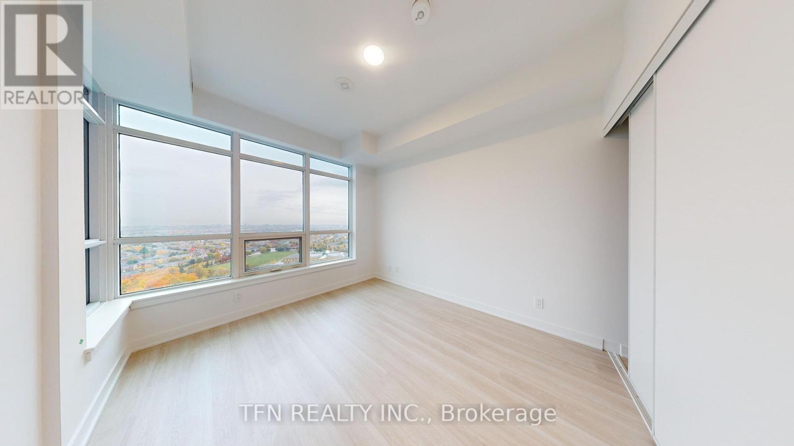 2104 - 30 Upper Mall Way, Vaughan, Ontario  L4J 0L7 - Photo 13 - N13610964