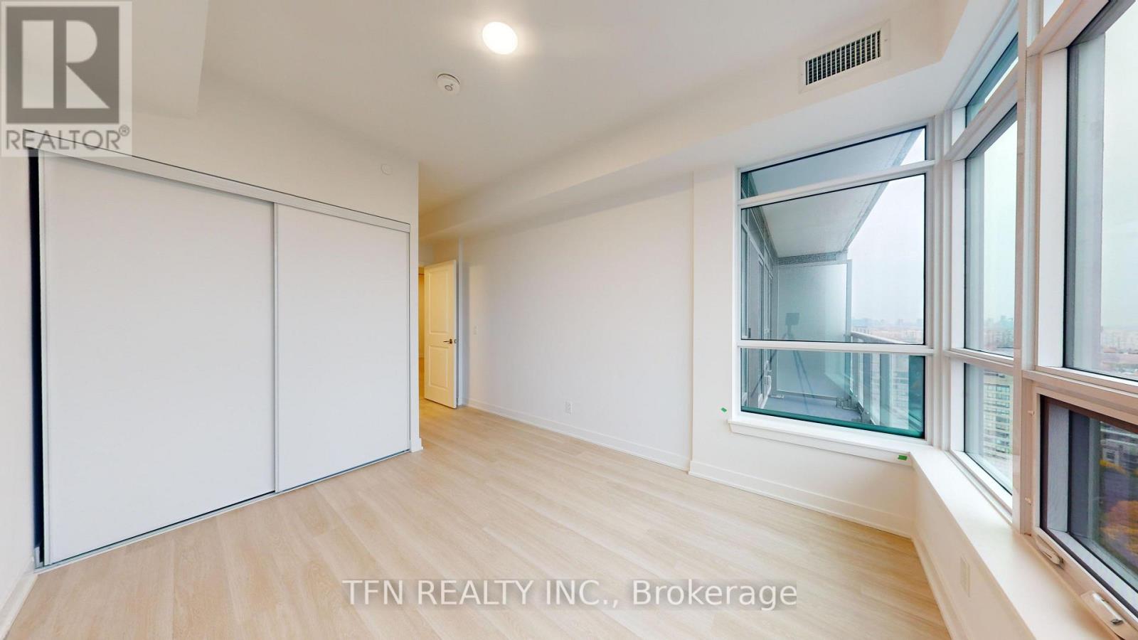 2104 - 30 Upper Mall Way, Vaughan, Ontario  L4J 0L7 - Photo 15 - N13610964