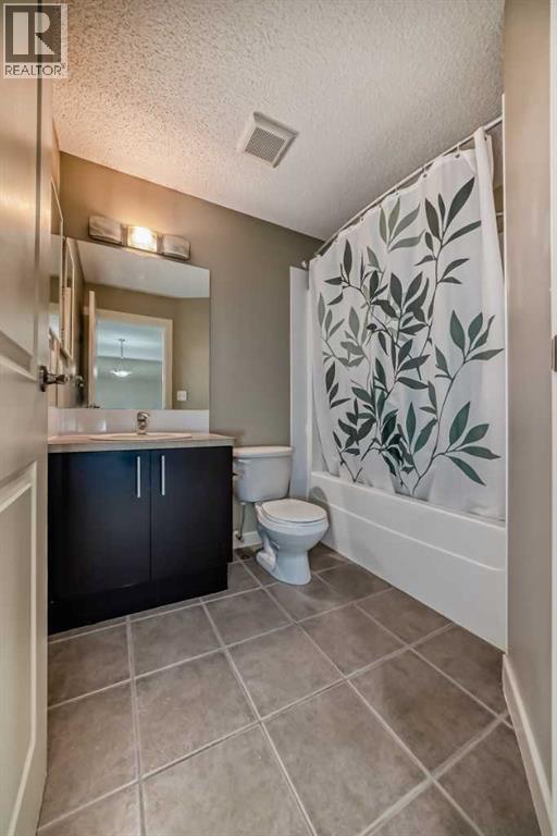 110, 108 Country Village Circle NE, Calgary, Alberta  T3K 0E3 - Photo 24 - A2328170