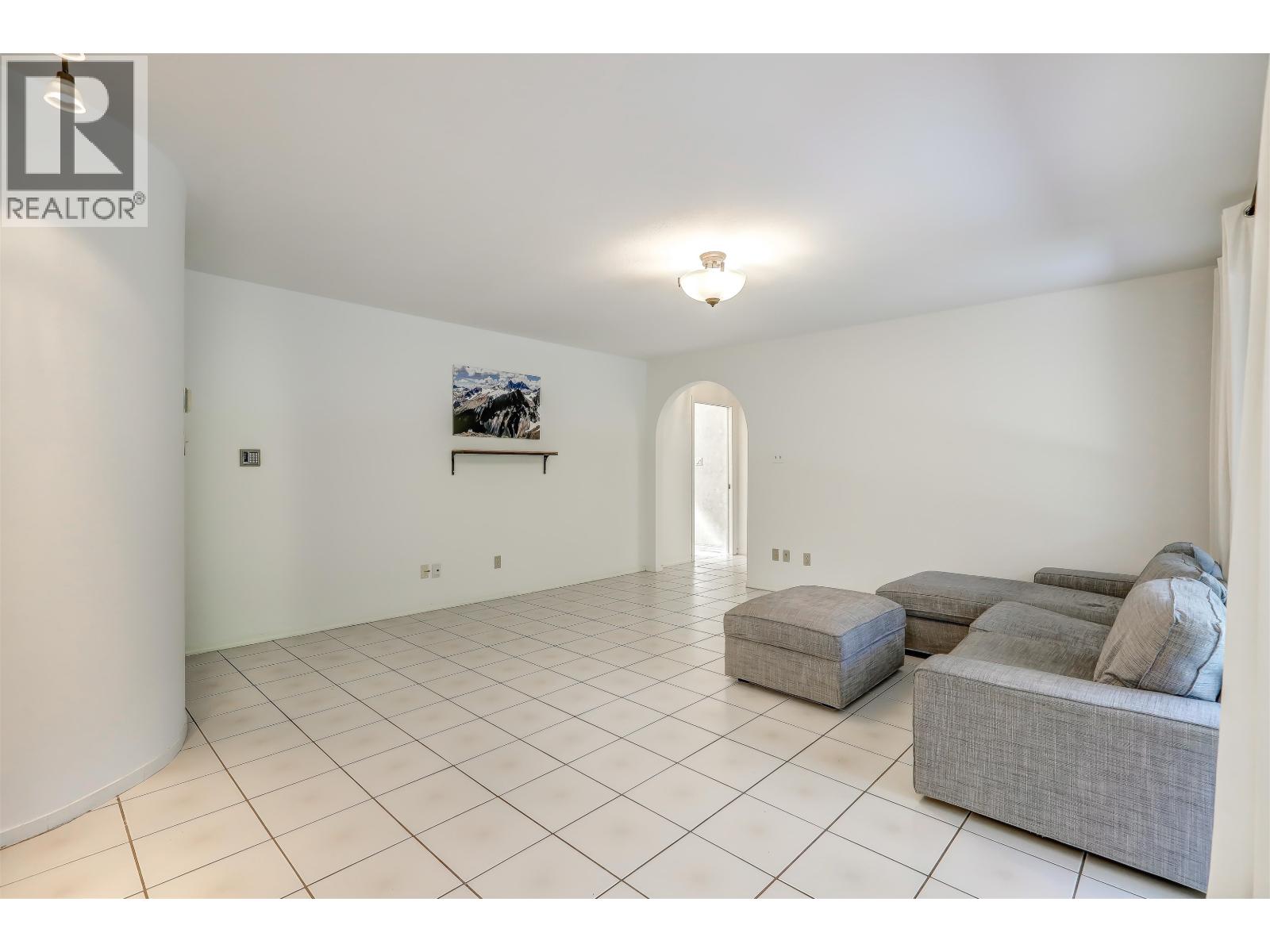 5367 Hazel Court, Delta, British Columbia  V4K 4G9 - Photo 4 - R3149331