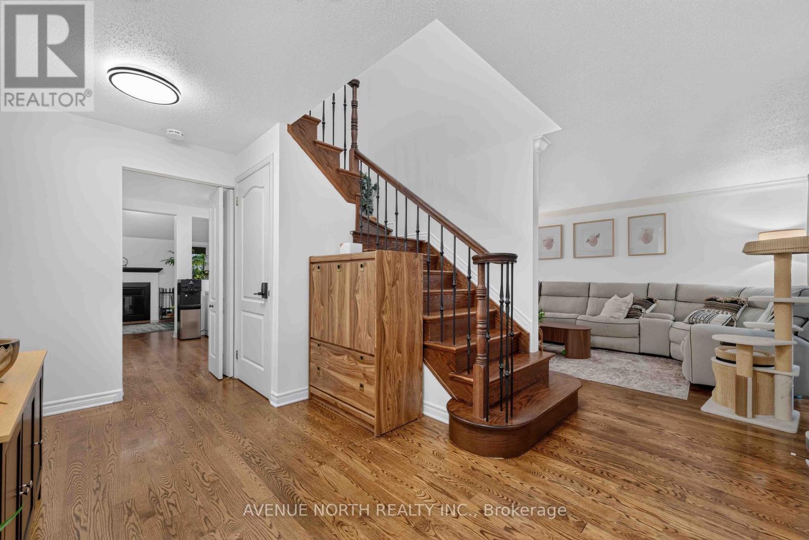 678 Thicket Way, Ottawa, Ontario  K4A 3B2 - Photo 3 - X13611016