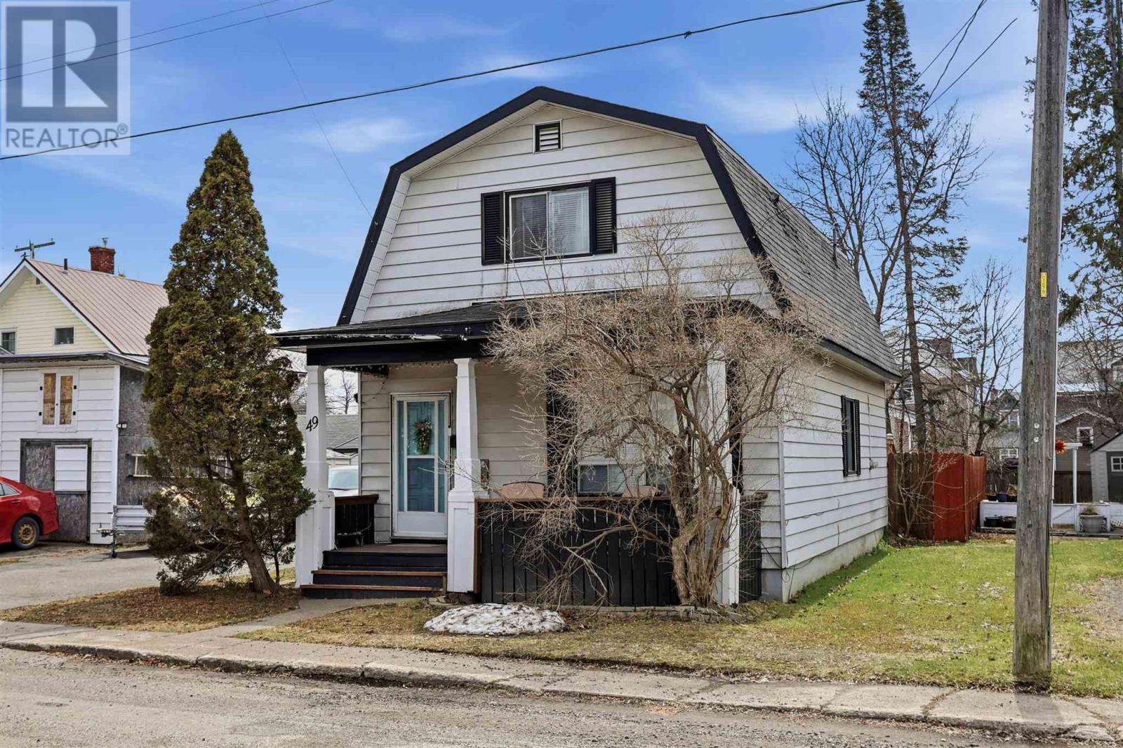 49 Hawthorne Ave, Sault Ste. Marie, Ontario  P6B 1C6 - Photo 2 - SM261177