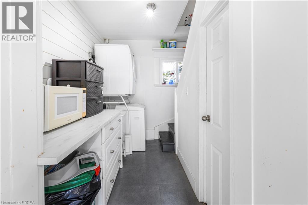 472 Colborne Street E, Brantford, Ontario  N3S 3P1 - Photo 14 - 40851295