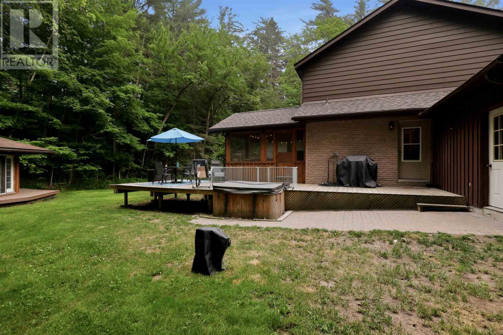 1130 Allen's Side Rd, Sault Ste. Marie, Ontario  P6A 5K8 - Photo 32 - SM261936