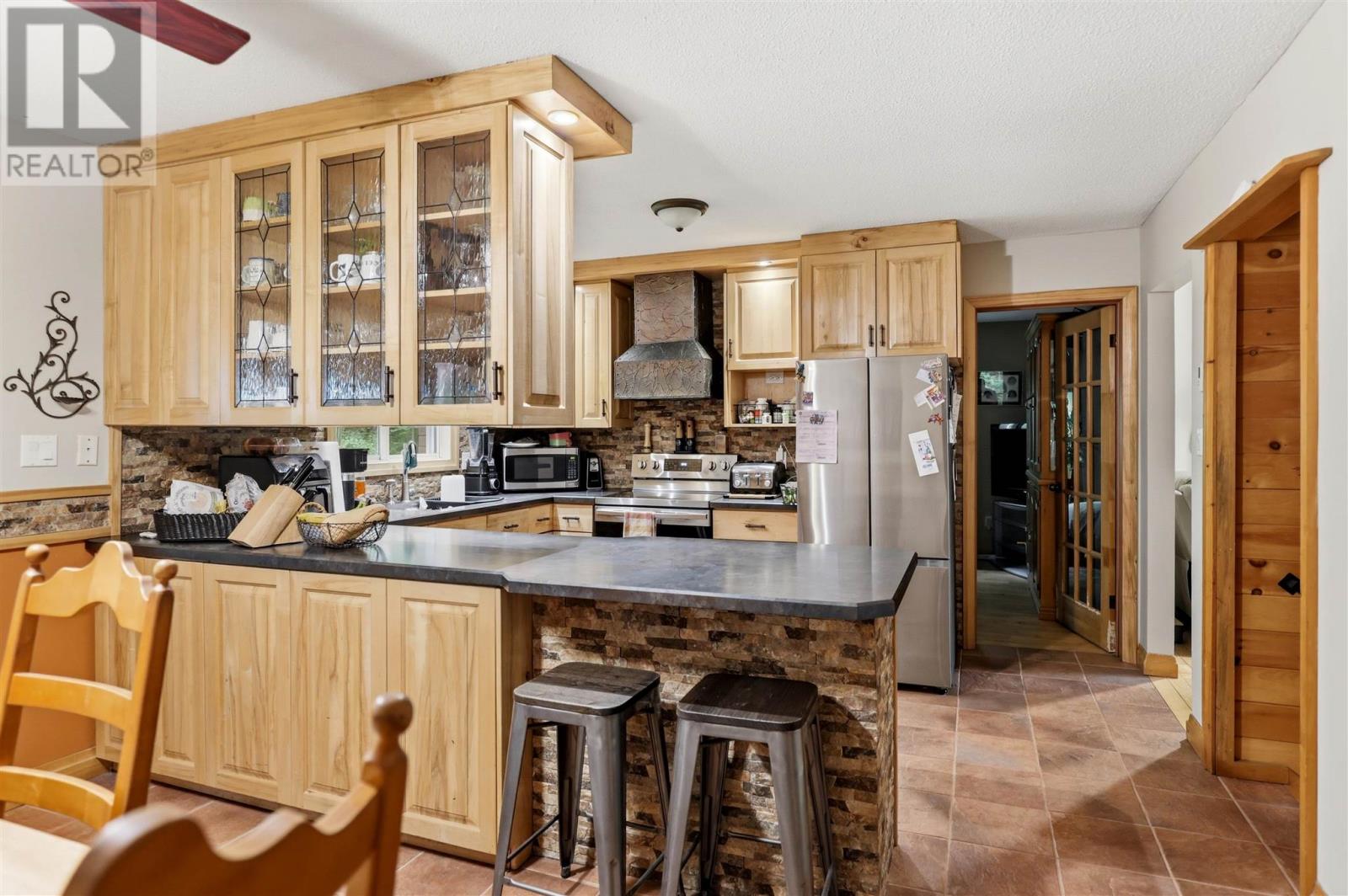 1130 Allen's Side Rd, Sault Ste. Marie, Ontario  P6A 5K8 - Photo 6 - SM261936