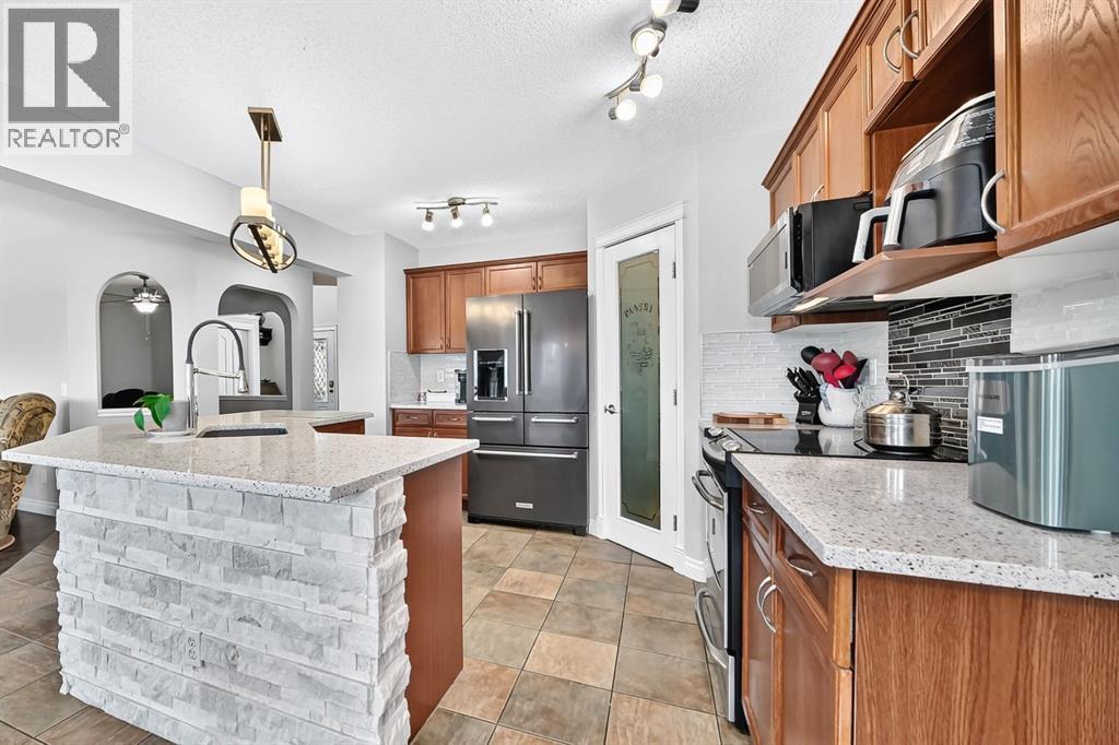327 Sagewood Place SW, Airdrie, Alberta  T4B 3M8 - Photo 13 - A2317017