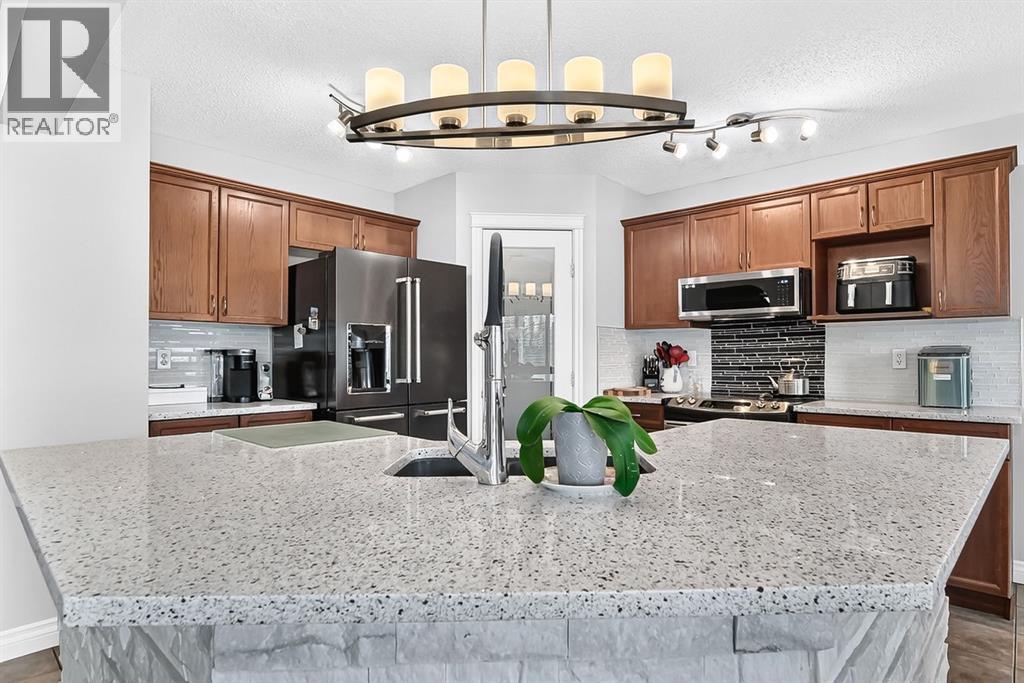 327 Sagewood Place SW, Airdrie, Alberta  T4B 3M8 - Photo 12 - A2317017