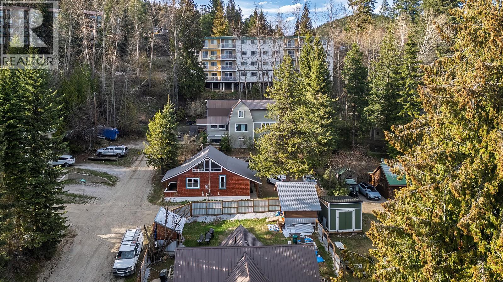2034 Cliff Street, Rossland, British Columbia  V0G 1Y0 - Photo 59 - 10383399