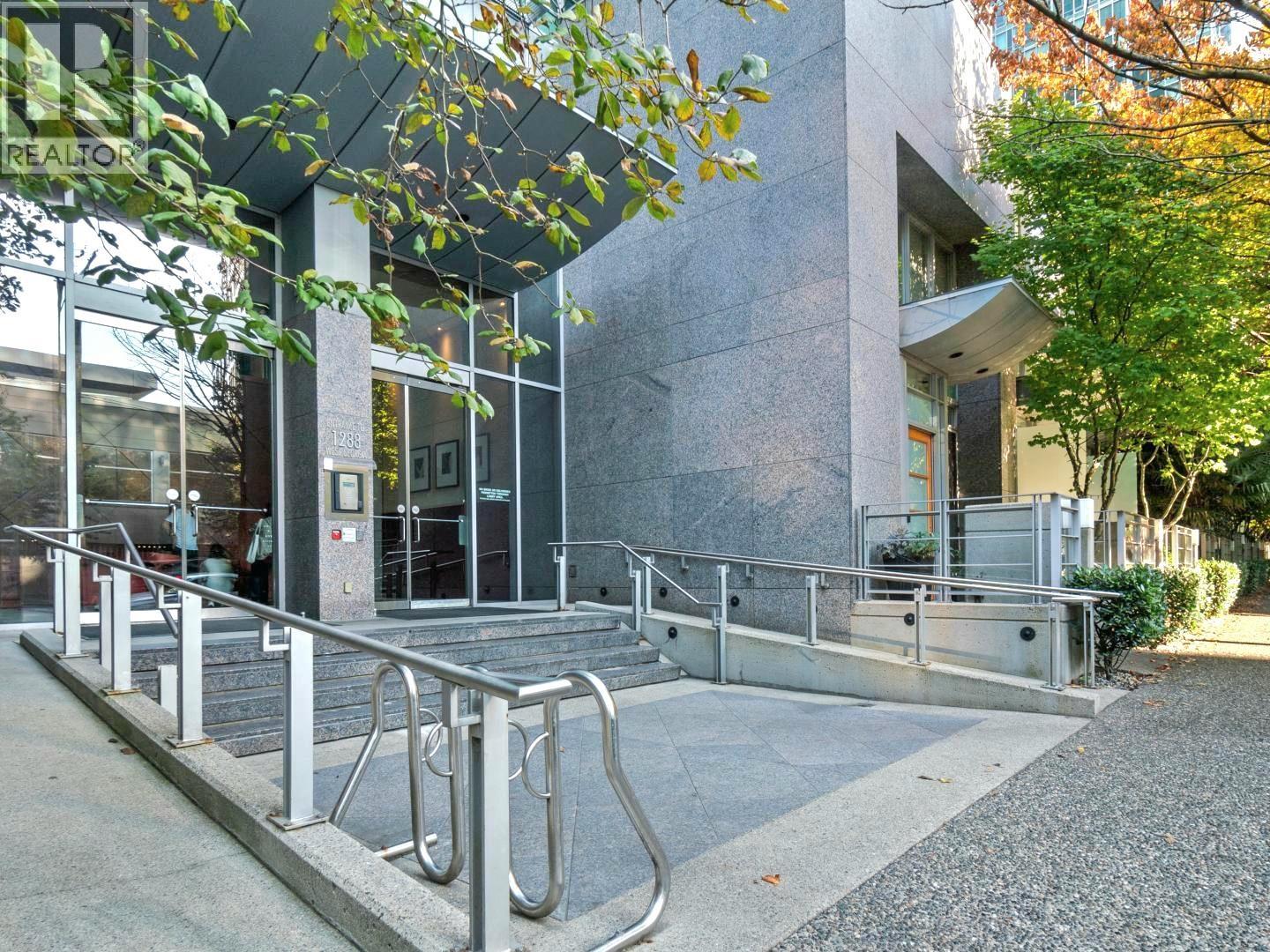 1005 1288 W Georgia Street, Vancouver, British Columbia  V6E 4R3 - Photo 2 - R3149843