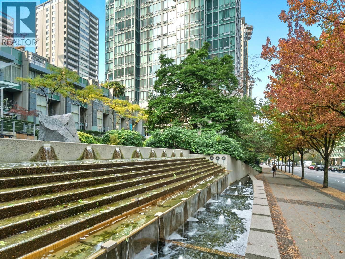 1005 1288 W GEORGIA STREET, Vancouver, British Columbia