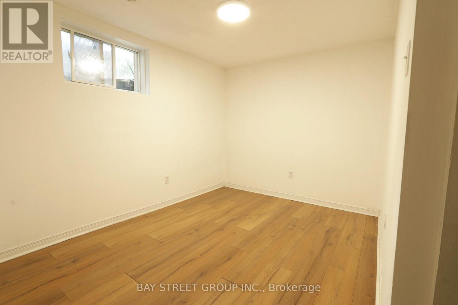 280 Boisdale Avenue, Richmond Hill, Ontario  L4C 1R3 - Photo 5 - N13611076