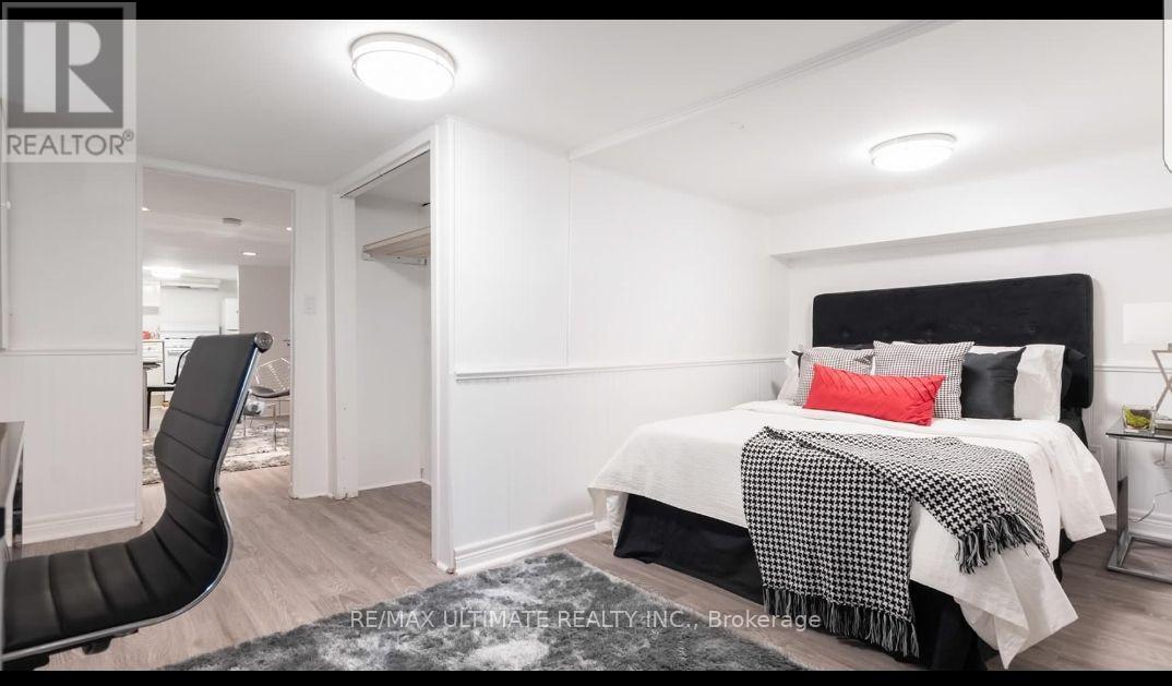 Lower - 1133 Dufferin Street, Toronto, Ontario  M6H 4B7 - Photo 5 - W13611082