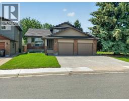 63 Wildwood Crescent W, Lethbridge, Alberta