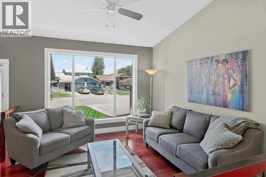 63 Wildwood Crescent W, Lethbridge, Alberta  T1K 6C8 - Photo 6 - A2318573