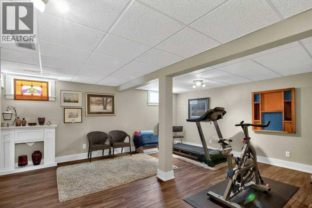 63 Wildwood Crescent W, Lethbridge, Alberta  T1K 6C8 - Photo 36 - A2318573