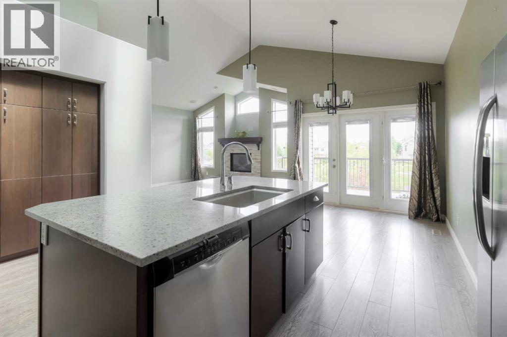 140 Blackwolf Way N, Lethbridge, Alberta  T1H 6V9 - Photo 11 - A2297688