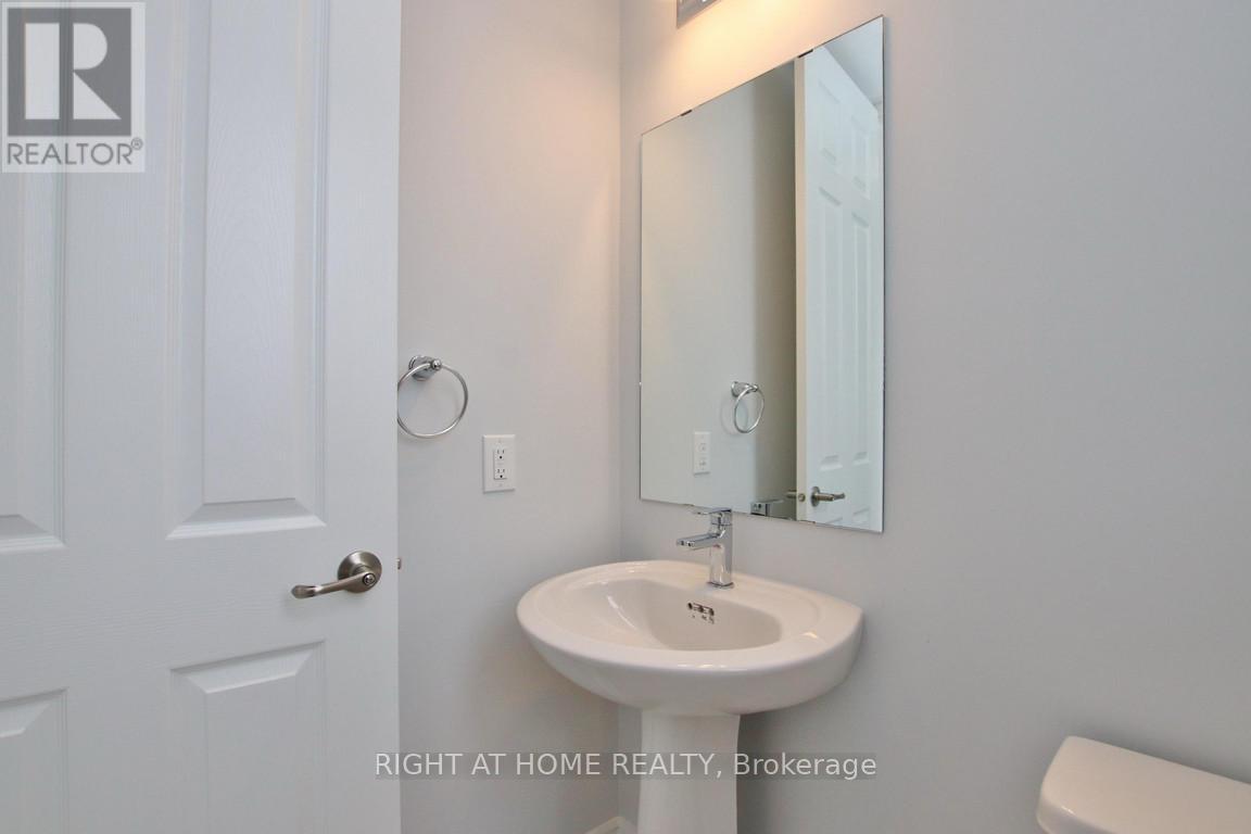 205 Yearling Circle, Ottawa, Ontario  K0A 2Z0 - Photo 4 - X13611122