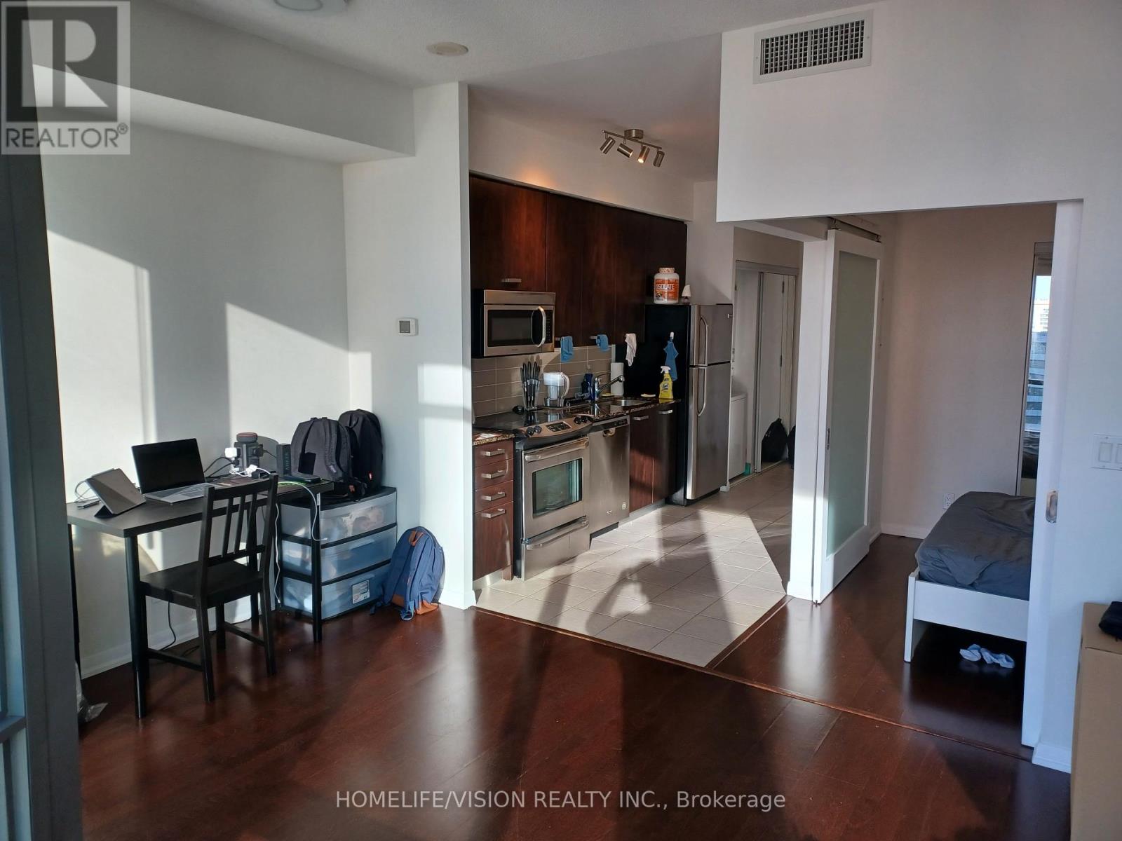 2107 - 832 Bay Street, Toronto, Ontario  M5S 1Z6 - Photo 6 - C13611120