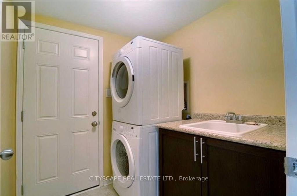 1136 Schooling Drive E, Oshawa, Ontario  L1H 7K5 - Photo 18 - E13611100