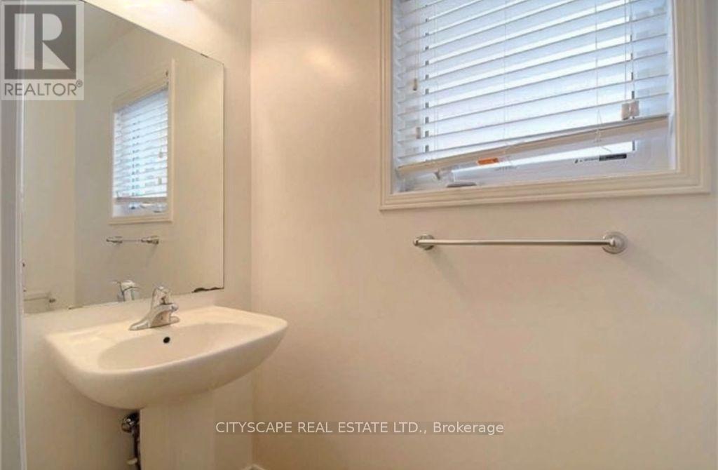 1136 Schooling Drive E, Oshawa, Ontario  L1H 7K5 - Photo 26 - E13611100
