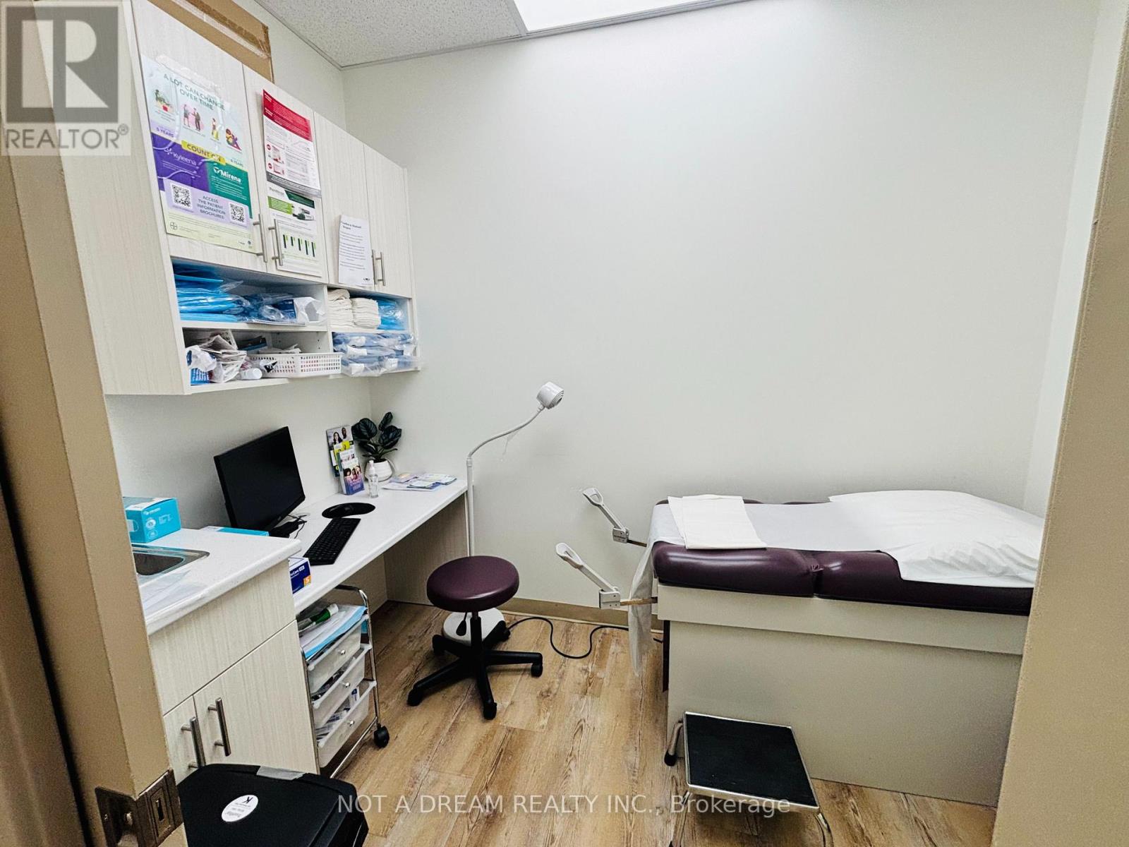 5 - 279 Kingston Road E, Ajax, Ontario  L1Z 0K5 - Photo 10 - E13611128