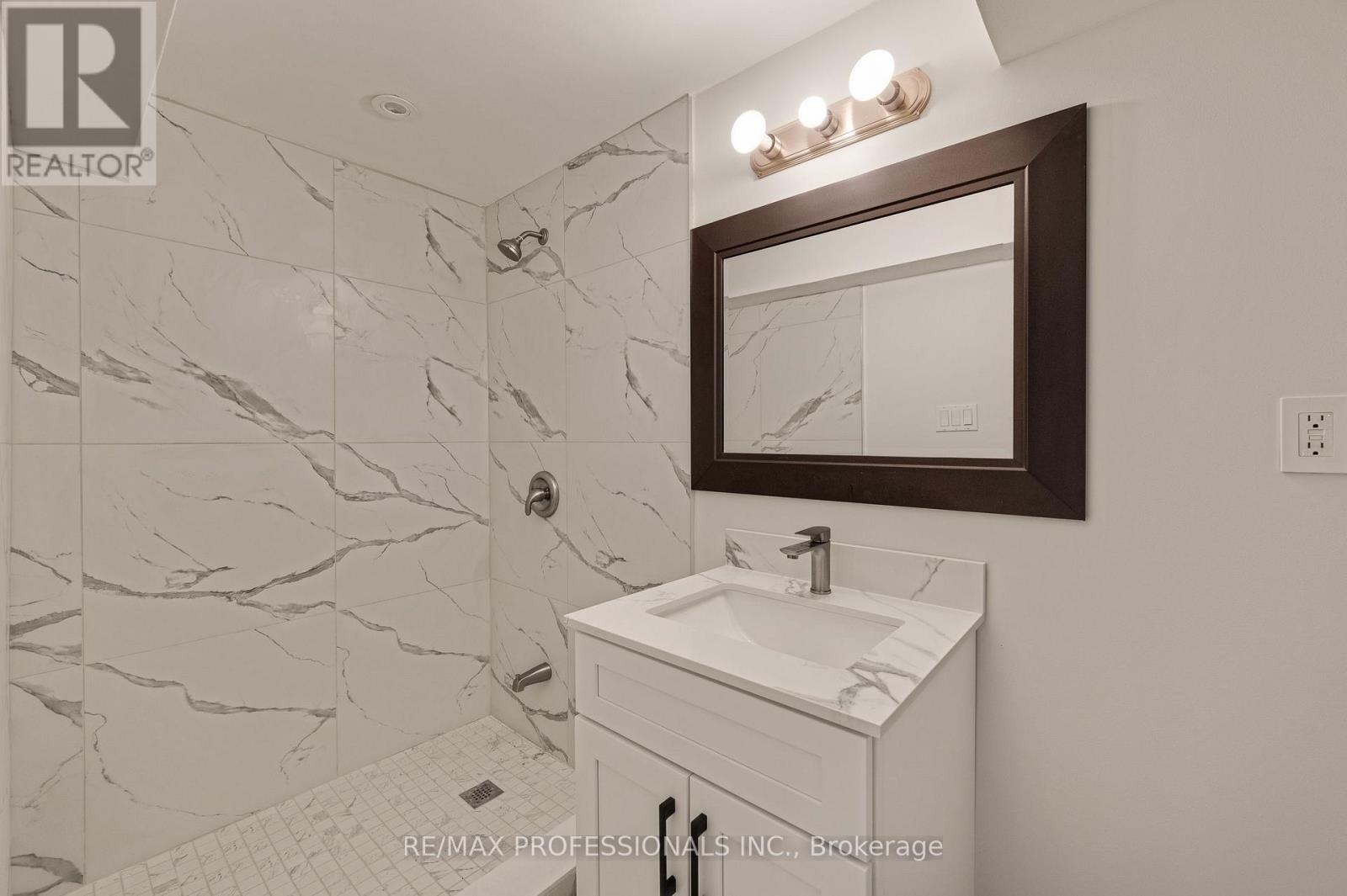 Bsmt - 2900 Tradewind Drive, Mississauga, Ontario  L5N 6L2 - Photo 11 - W13611108