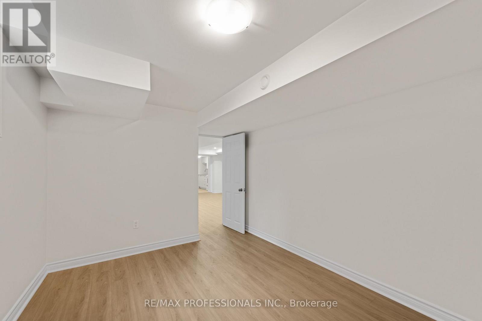Bsmt - 2900 Tradewind Drive, Mississauga, Ontario  L5N 6L2 - Photo 13 - W13611108