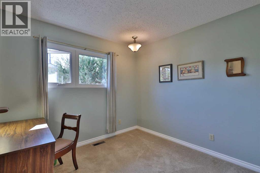 4407 66 Street, Camrose, Alberta  T4V 2S6 - Photo 23 - A2330479