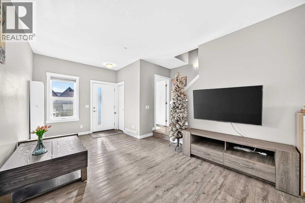 193 Livingston Common NE, Calgary, Alberta  T3P 1K1 - Photo 5 - A2326647