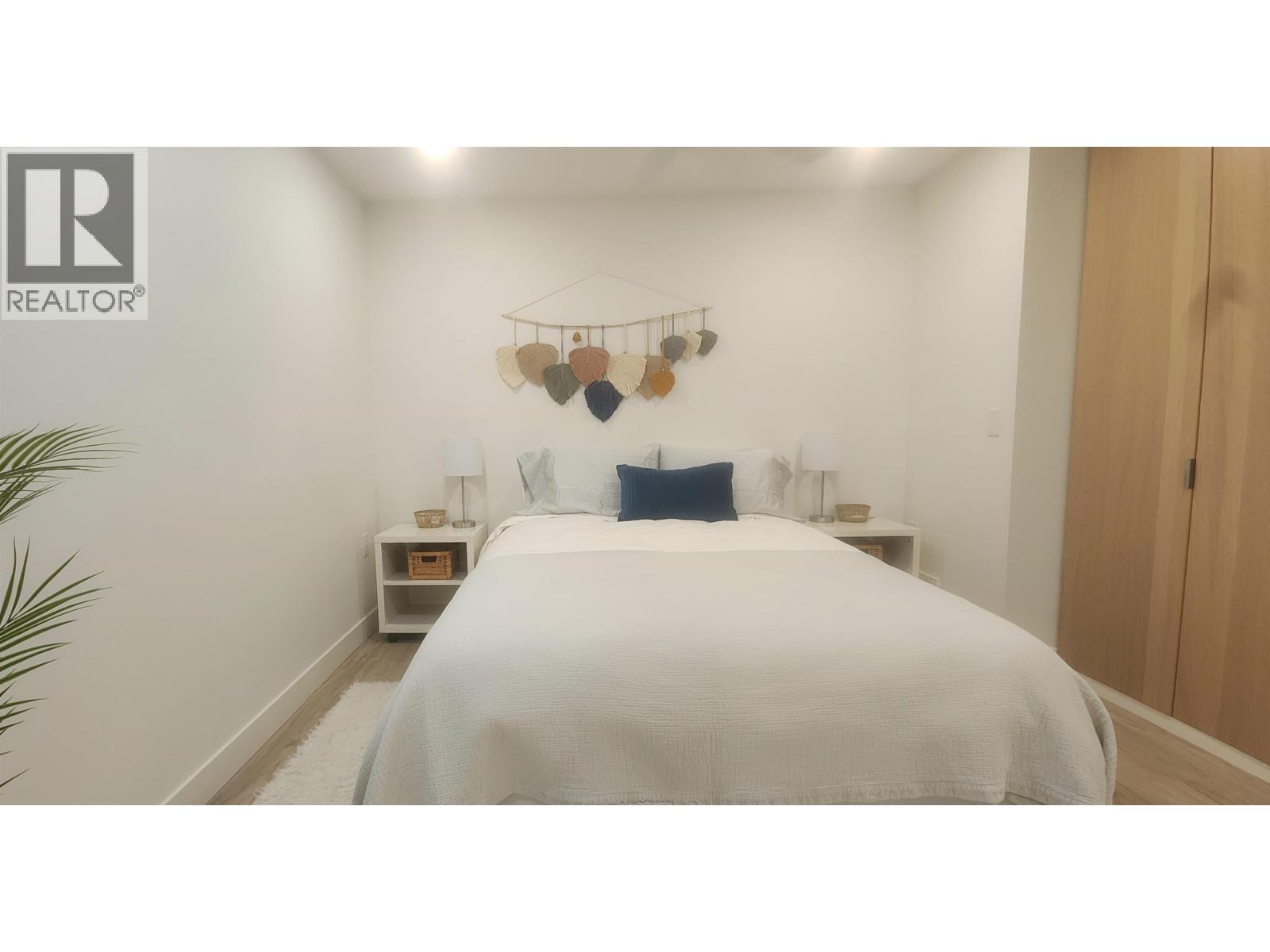 163 W 20th Street, Vancouver, British Columbia  B5Z 2X3 - Photo 14 - R3150402