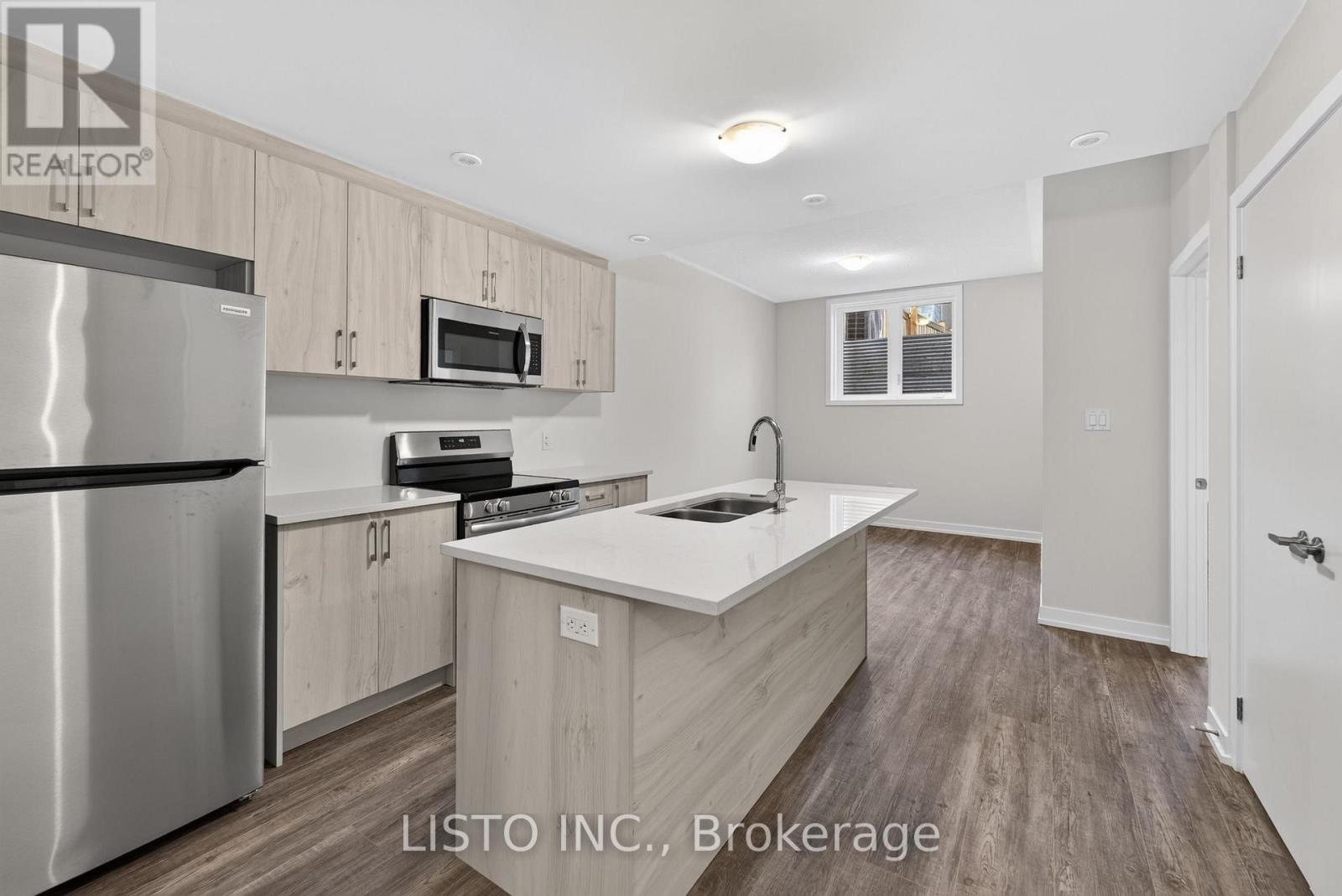 106b - 106 Ziibi Way, Clarington, Ontario  L1B 0W5 - Photo 8 - E13611138