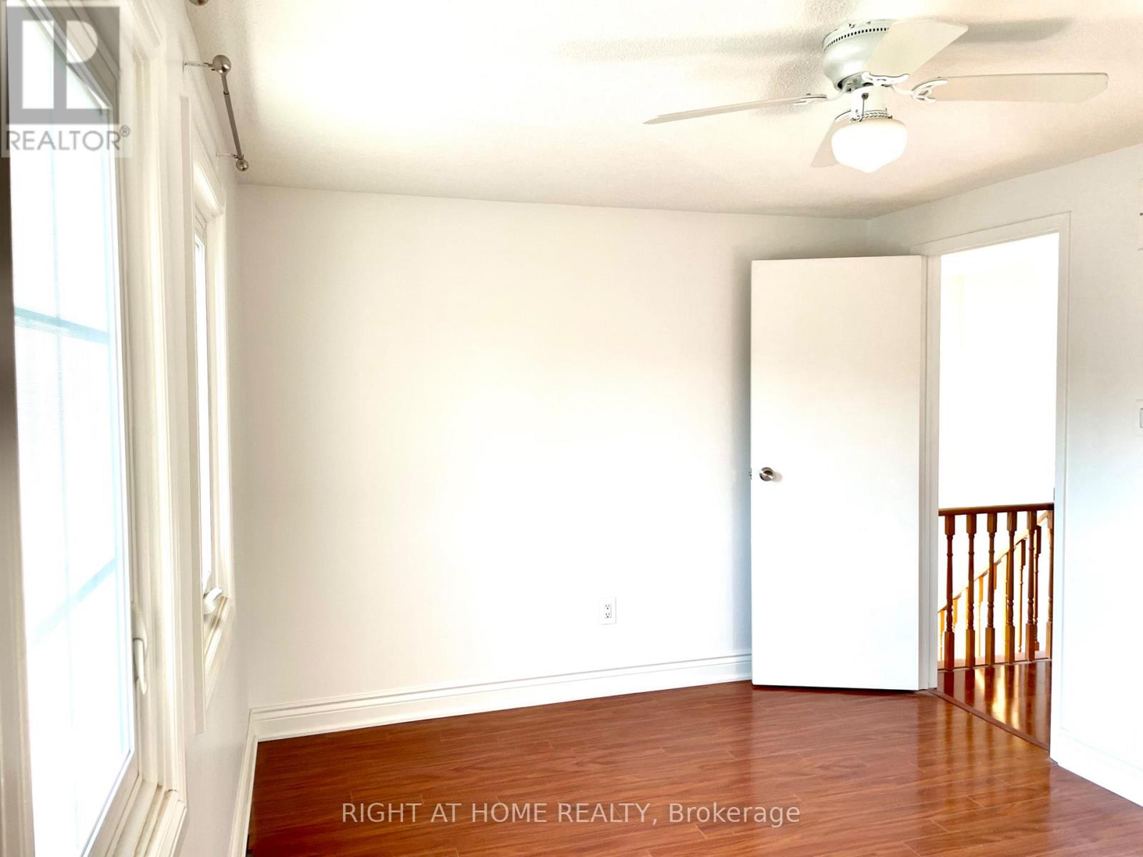 121 Radford Drive, Ajax, Ontario  L1T 2C3 - Photo 11 - E13611146