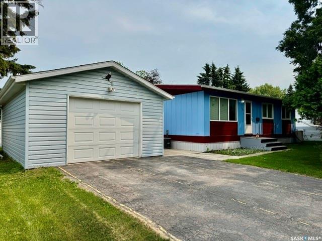 520 3rd Street, Humboldt, Saskatchewan  S0K 2A0 - Photo 20 - SK043841