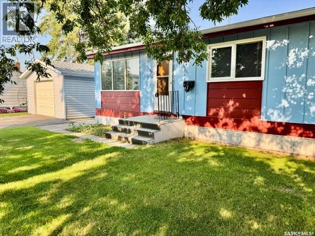 520 3rd Street, Humboldt, Saskatchewan  S0K 2A0 - Photo 36 - SK043841