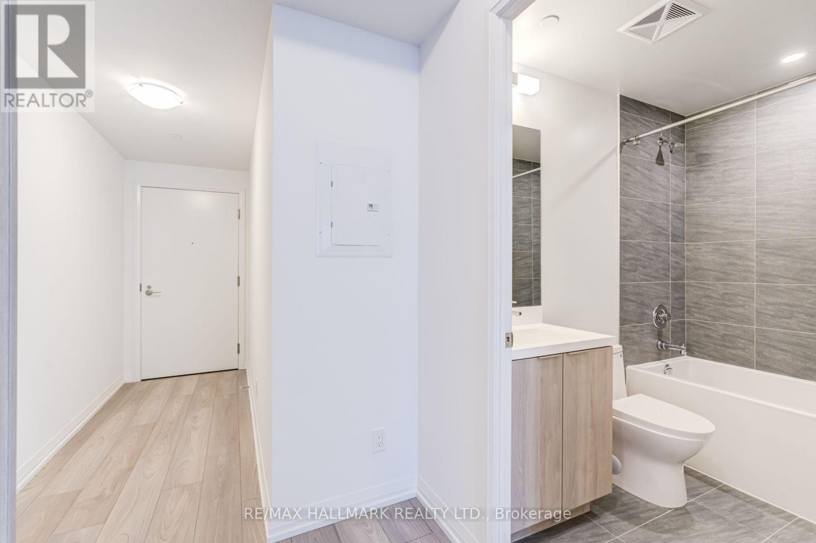 1701 - 400 King Street W, Toronto, Ontario  M5V 0X8 - Photo 7 - C13600034