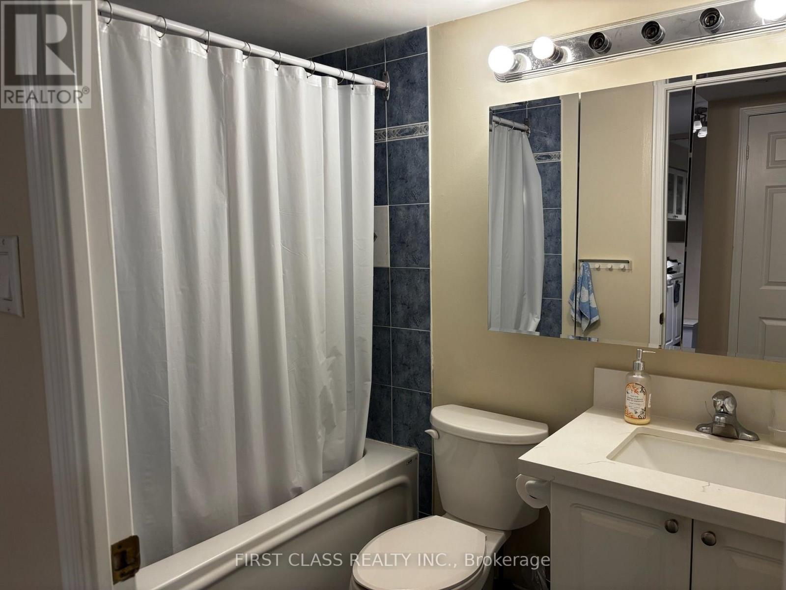 1001 - 887 Bay Street, Toronto, Ontario  M5S 3K4 - Photo 14 - C13611178
