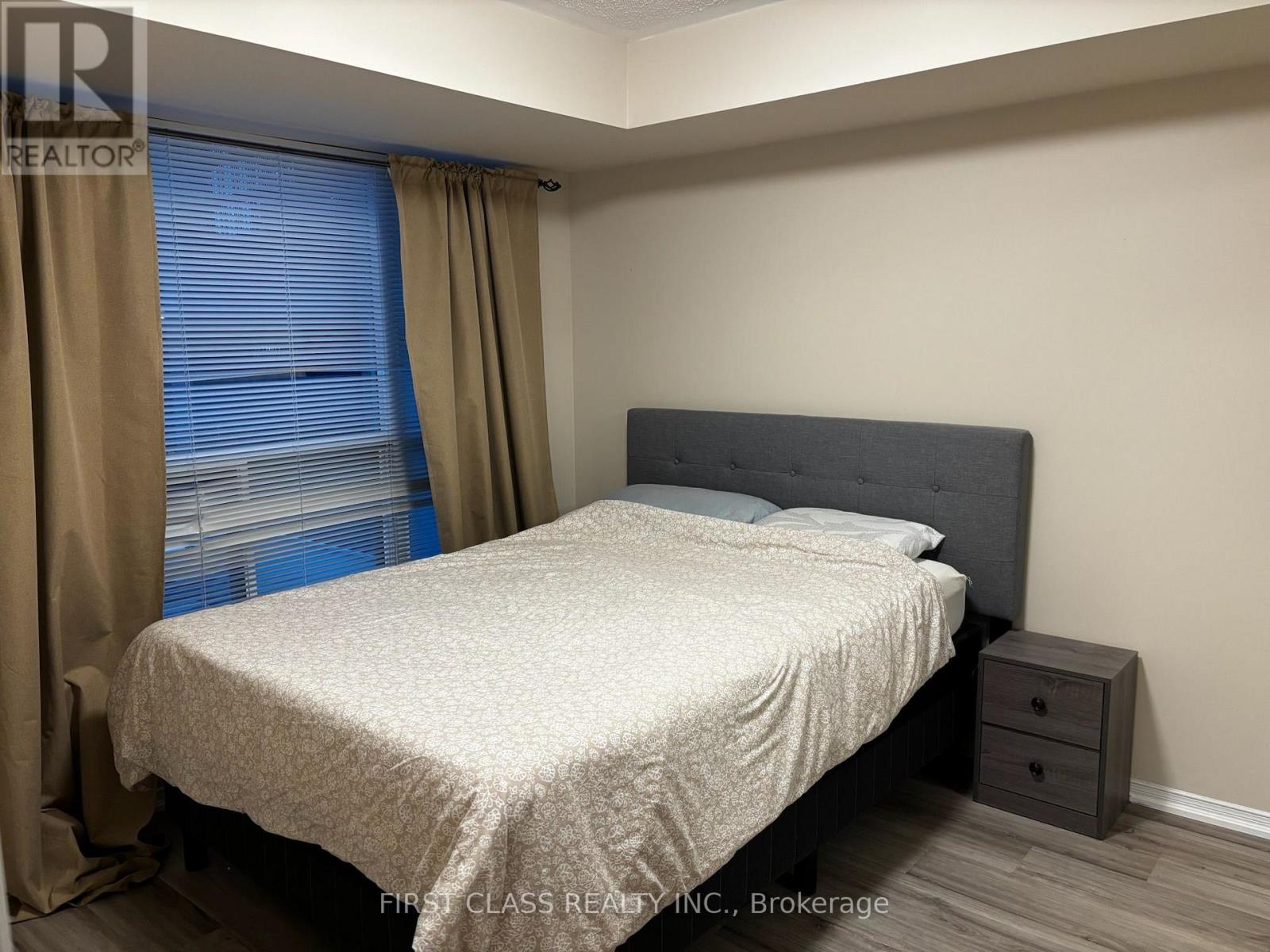 1001 - 887 Bay Street, Toronto, Ontario  M5S 3K4 - Photo 15 - C13611178