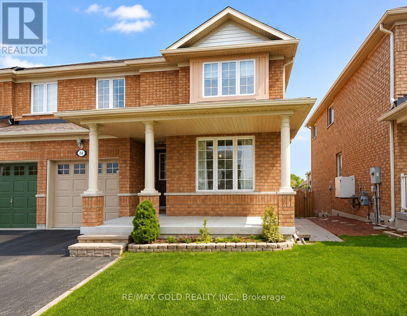 24 JUNCTION CRESCENT, Brampton, Ontario