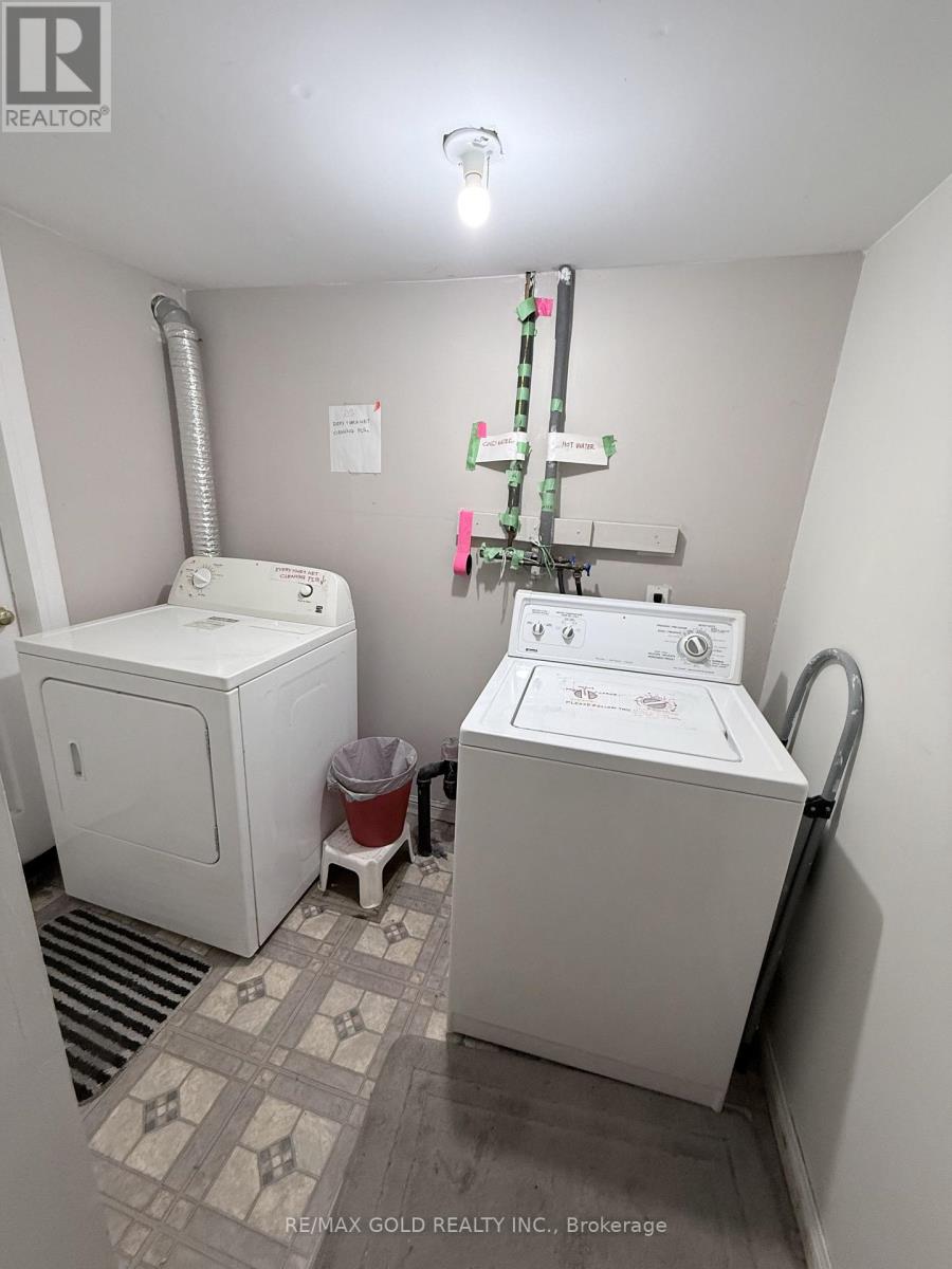 24 Junction Crescent, Brampton, Ontario  L7A 2G6 - Photo 16 - W13611152
