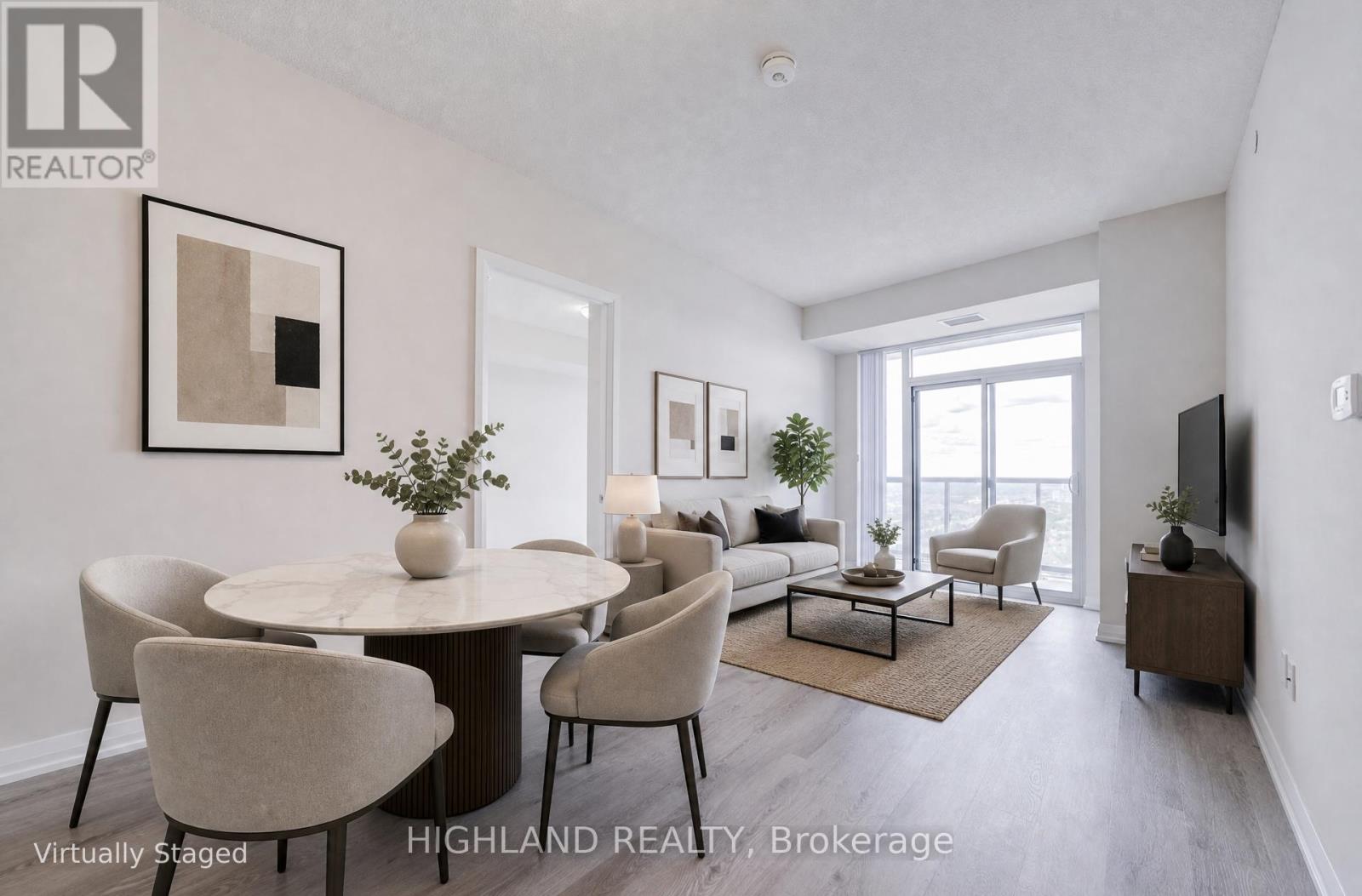 2716 - 35 Watergarden Drive, Mississauga, Ontario  L5R 0G8 - Photo 3 - W13575574