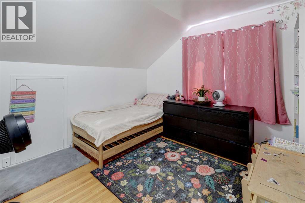7622 34 Avenue Nw, Calgary, Alberta  T3B 1N6 - Photo 21 - A2328714