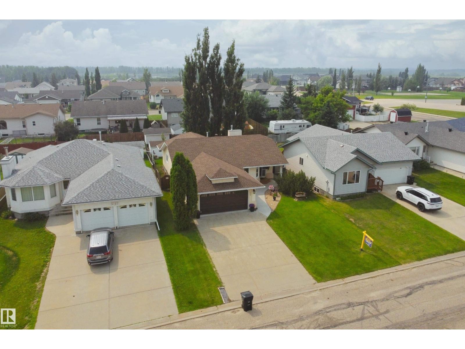 5909 52 Av, Barrhead, Alberta  T7N 1N6 - Photo 59 - E4498982