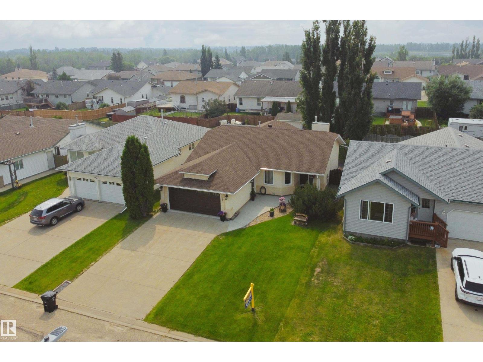 5909 52 Av, Barrhead, Alberta  T7N 1N6 - Photo 60 - E4498982