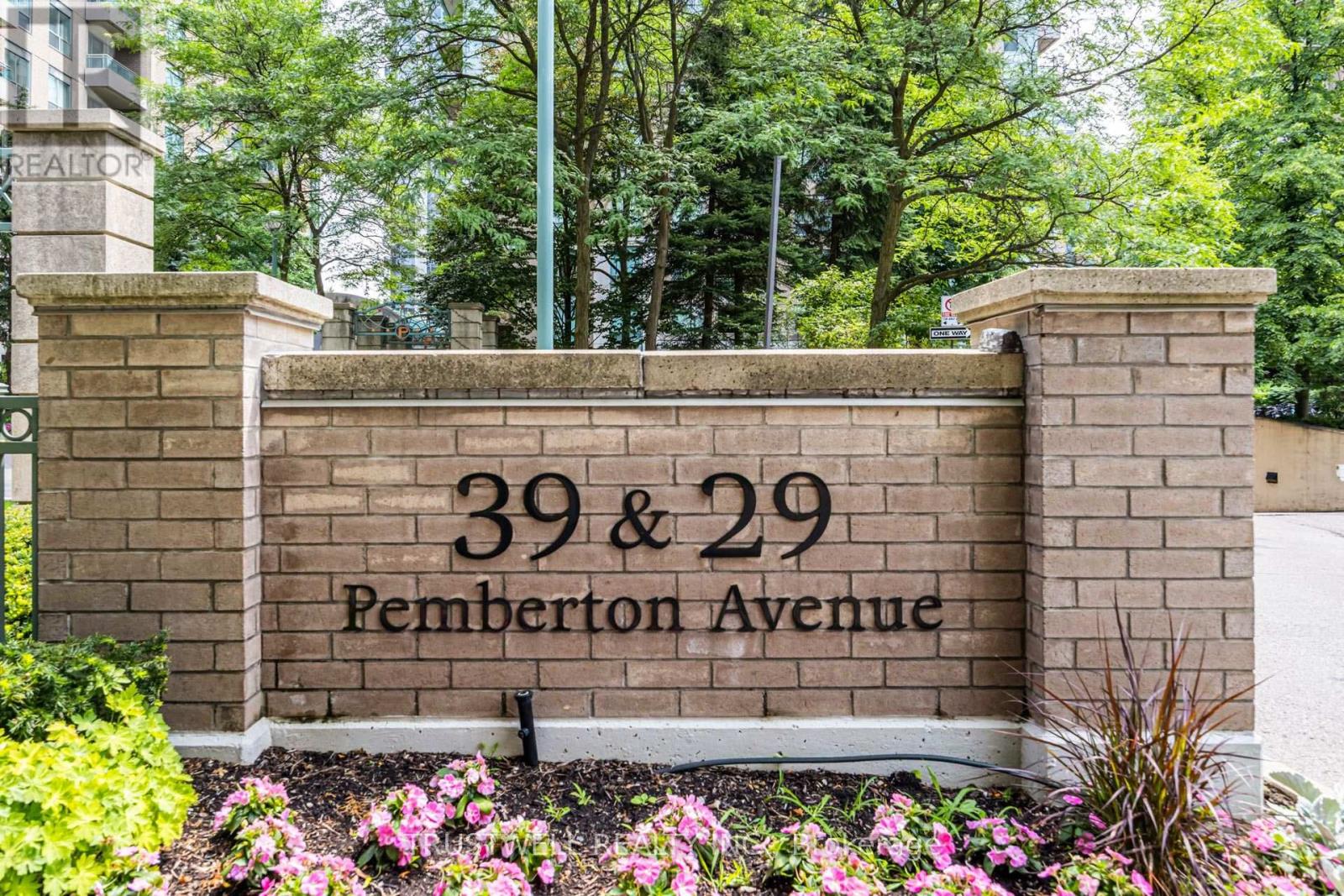 401 - 39 Pemberton Avenue, Toronto, Ontario  M2M 4L6 - Photo 5 - C13611222