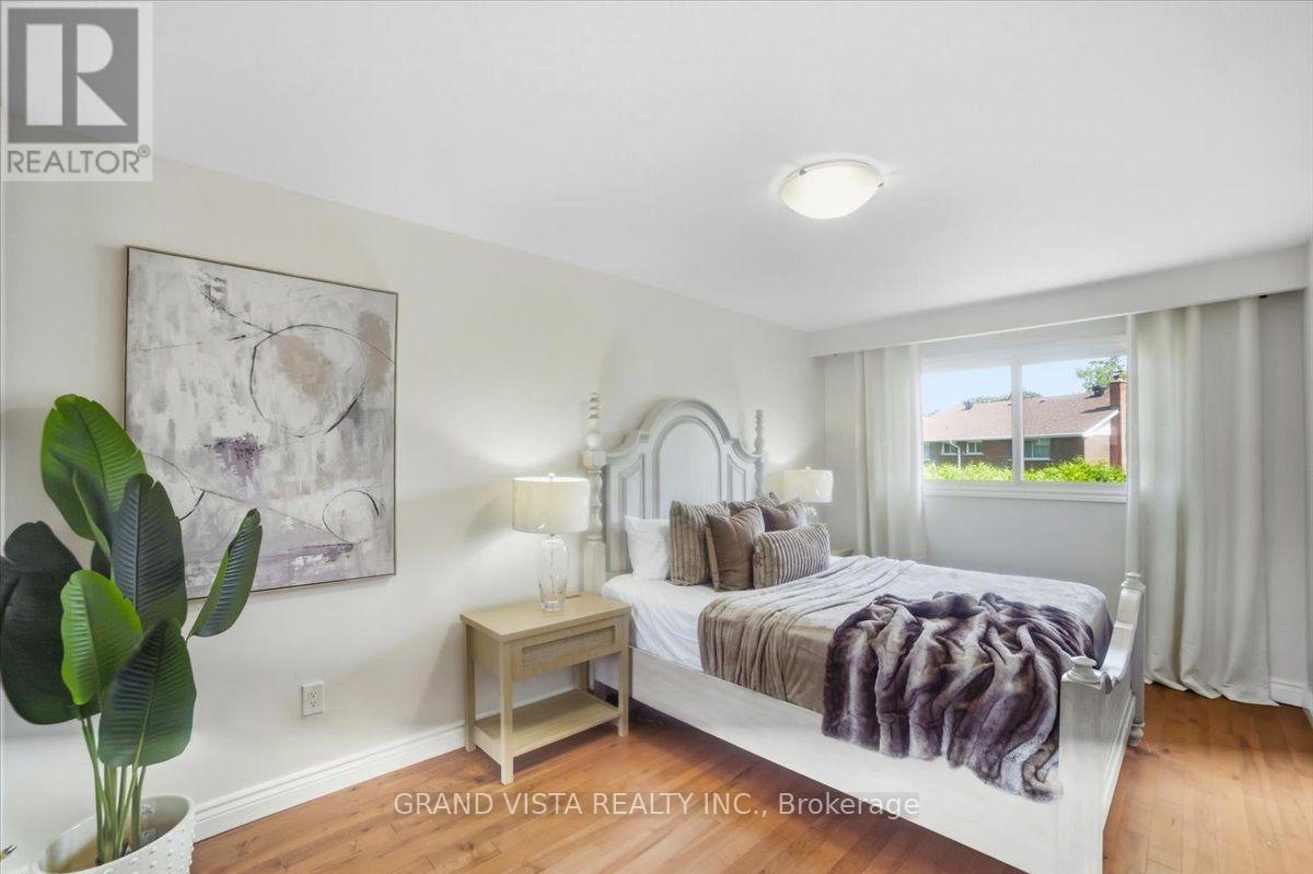 269 Timberbank Boulevard, Toronto, Ontario  M1W 2G9 - Photo 16 - E13611228