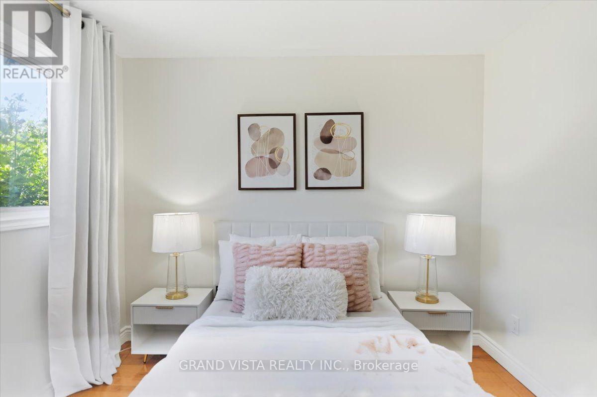 269 Timberbank Boulevard, Toronto, Ontario  M1W 2G9 - Photo 24 - E13611228