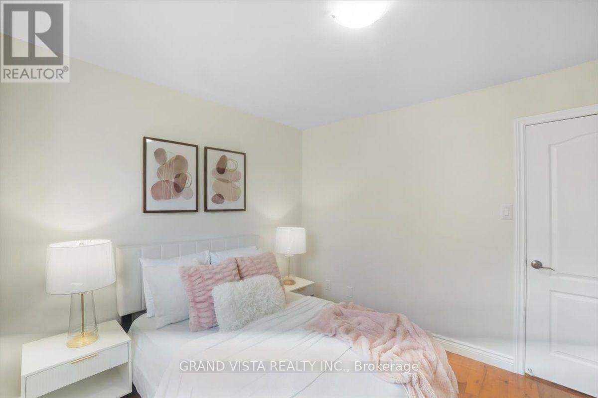269 Timberbank Boulevard, Toronto, Ontario  M1W 2G9 - Photo 25 - E13611228